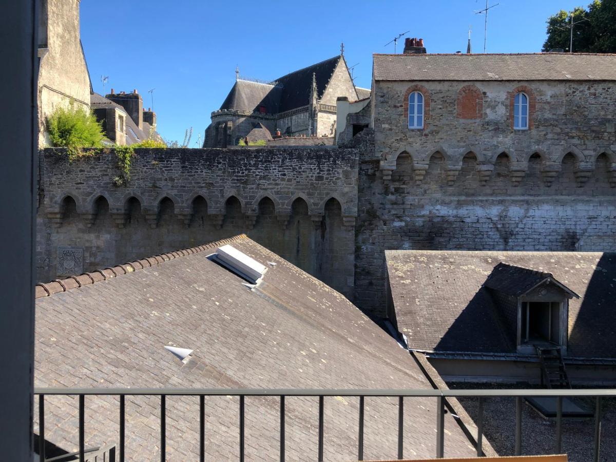 Vue Sur Remparts - Coeur De Vannes- 2Ch Buitenkant foto